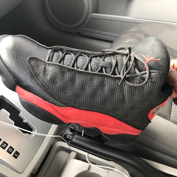 *****SOLD*****Retro 13 Black/Red with Bulls Hat. - Picture 4 of 6